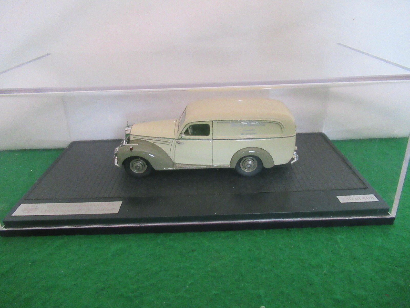 Picture 2 of 9