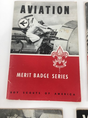 Boy Scouts Merit Badge Series 1939-1954 Lot  - Picture 11 of 12