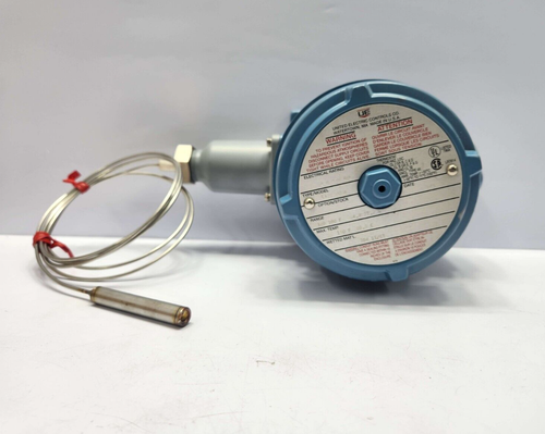 UNITED ELECTRIC E122-2BSA TEMPERATURE TRANSMITTER -120 TO 100 F - Picture 1 of 19