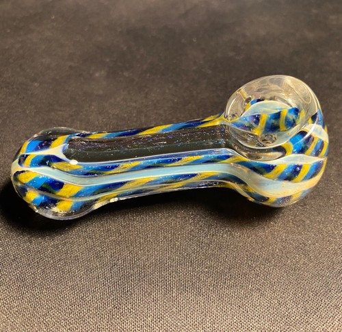 Small Hand-Blown Glass Pipe - Picture 2 of 5