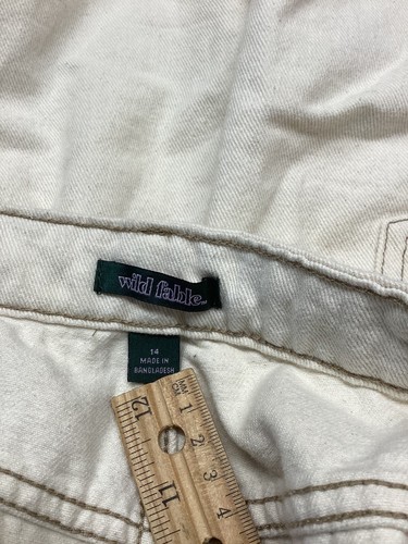 Wild Fable Off White Highest Rise Cutoff Distressed Shorts Women’s Size 14 NWT - Picture 11 of 14