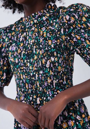Tuckernuck HYACINTH HOUSE Black Multi Floral Smocked Samantha Midi Dress L - Picture 3 of 11