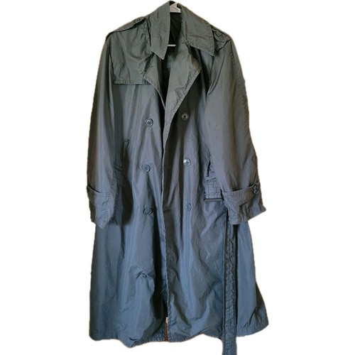 Chaqueta gabardina de lluvia vintage del ejército de los Estados Unidos de los años 60 38R era de la guerra de Vietnam con cinturón - Imagen 2 de 4