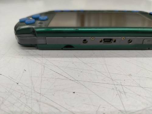 Playstation Portable Spirited Green PSP 3000SG Limited Console - Picture 9 of 16