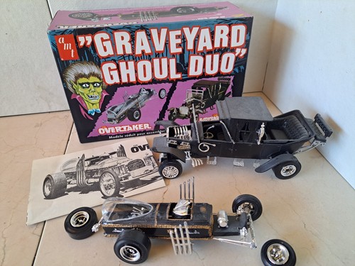 VINTAGE AMT Graveyard Ghoul Duo Overtaker Body Snatcher T309-200 Model Kit BUILT