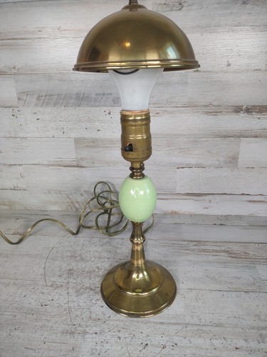 Vintage MCM Green Porcelain Brass Clip On Dome Table Lamp TESTED WORKS - Picture 2 of 9