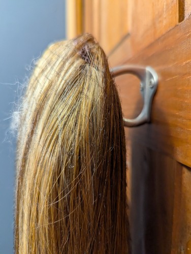 Ponytail Hair Extension - Light brown w/Hi lites - Picture 4 of 6