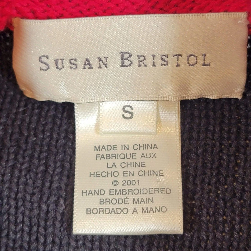 Suéter Susan Bristol Rojo Camioneta Árbol de Navidad Talla Pequeña Negro Rojo Verde Foto 3 de 4