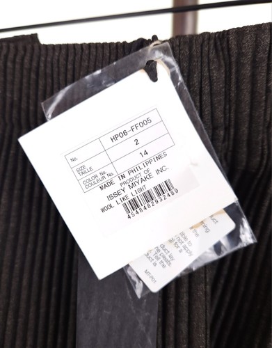 Homme Plisse Issey Miyake Pleated Slim Leg Pant Size 2 S Mens Dark Green $519 - Picture 8 of 14
