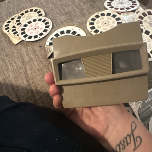 VTG View Master With 27 Reels Masters Of The Universe Spider-Man San Antonio - Picture 15 of 15