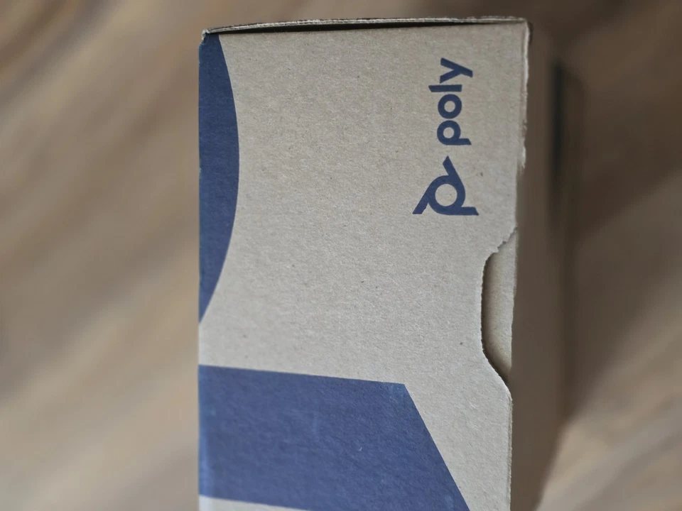 НОВАЯ беспроводная гарнитура и подставка для зарядки Poly Voyager 4320 UC - Изображение 4 из 4