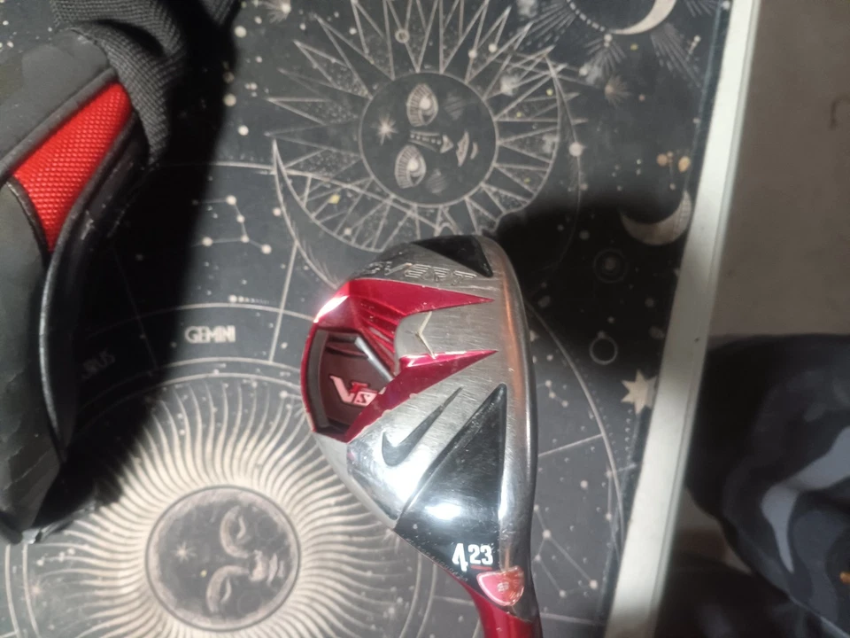 Nike VRS Covert 2.0 4 Hybrid 23* Kuro Kage Graphite S-Flex GP Tour Wrap 39.5" RH - Image 2 of 4