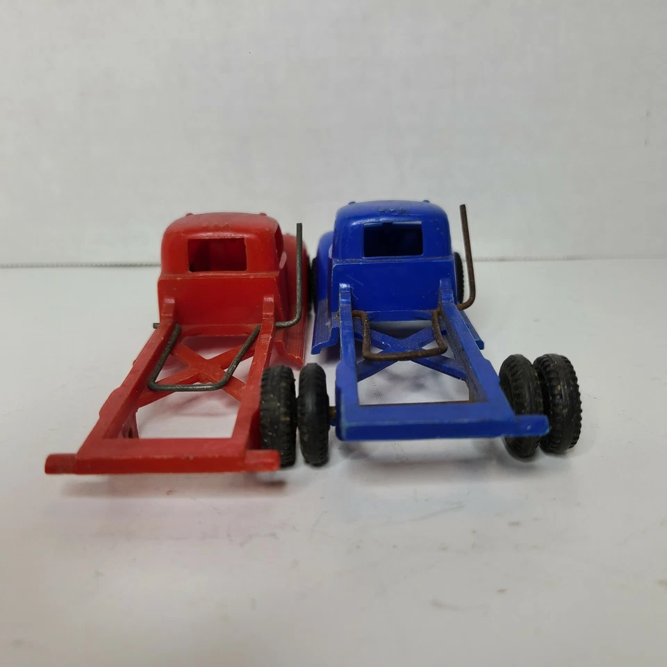 Ideal I-662 Dump Truck cab no dump bodies for repair/ restoration lot of 2  - Image 4 of 4