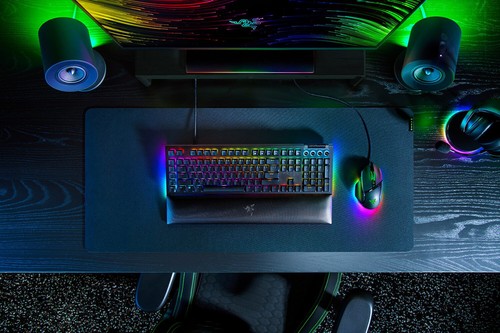 * Razer BlackWidow V4 Gaming Keyboard 6 Macro Keys Green Switches RGB DE - Bild 2 von 6