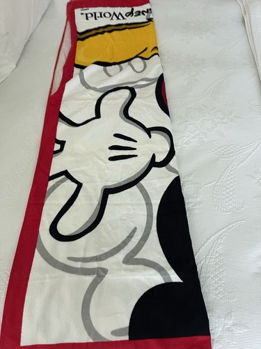 Disney Beach Towel - Brand New - Picture 5 of 8