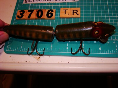 V3706 TR HEDDON 7 INCH GIANT JOINTED VAMP WOODEN GLASS EYED V3706 TR HEDDON 7 INCH GIANT JOINTED VAMP WOODEN GLASS EYED