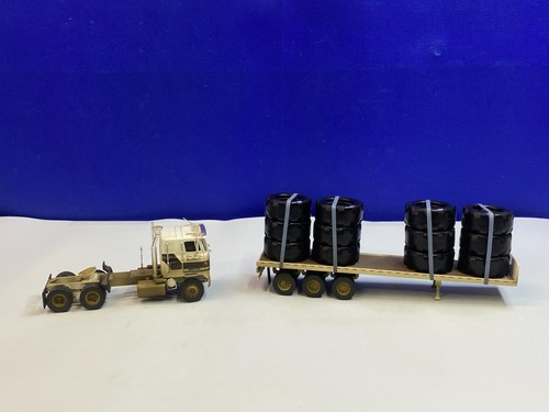 CORGI 1/50 SCALE HEAVY HAULERS INTERNATIONAL TRANSTAR W/ FLATBED & TIRE LOAD - Picture 6 of 19