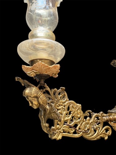 Elegante Lampadario Antico in Bronzo a Sei Luci con Caratiadi - Stile Liberty - Picture 4 of 12