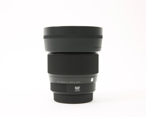 Sigma 56mm f/1.4 DC DN Contemporary Micro Four Thirds Prime Lens - BOXED - Picture 5 of 7