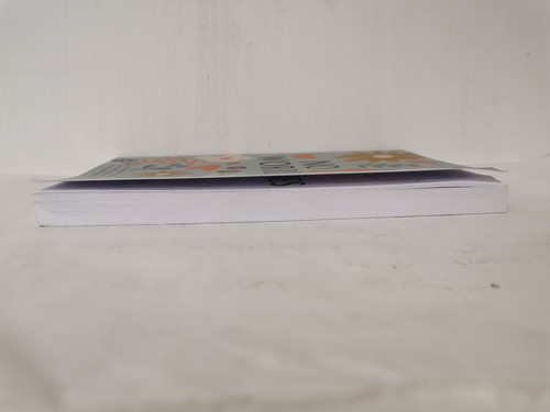 No Worries : A Guided Journal to Help You Calm Anxiety and Relieve Stress - Picture 5 of 6