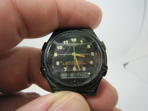 Vintage CASIO Digital Watch AW-5 module 1301 Analog Digital Alarm Chronometer - Picture 2 of 12