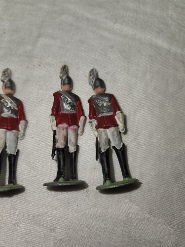 Vintage Made in England British Lead Toy Soldiers Figures Lot of 4 Standing  - Picture 3 of 7