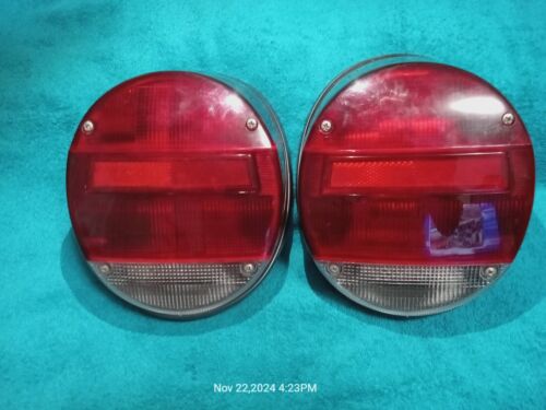 Pair of Volkswagen VW Tail Light Assembly Bug and Super Beetle T1 Smoked 73-79 - Picture 3 of 19
