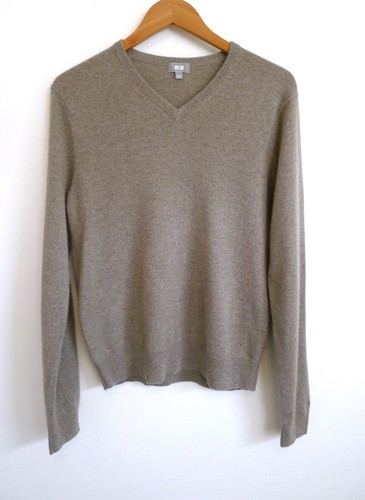 UNIQLO 100% Cashmere V-Neck Pullover Sweater Jumper Heather Tan S NWOT $99 - Picture 1 of 7