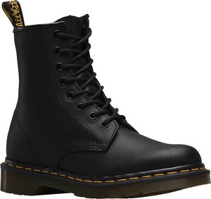 dr martens smooth vs greasy