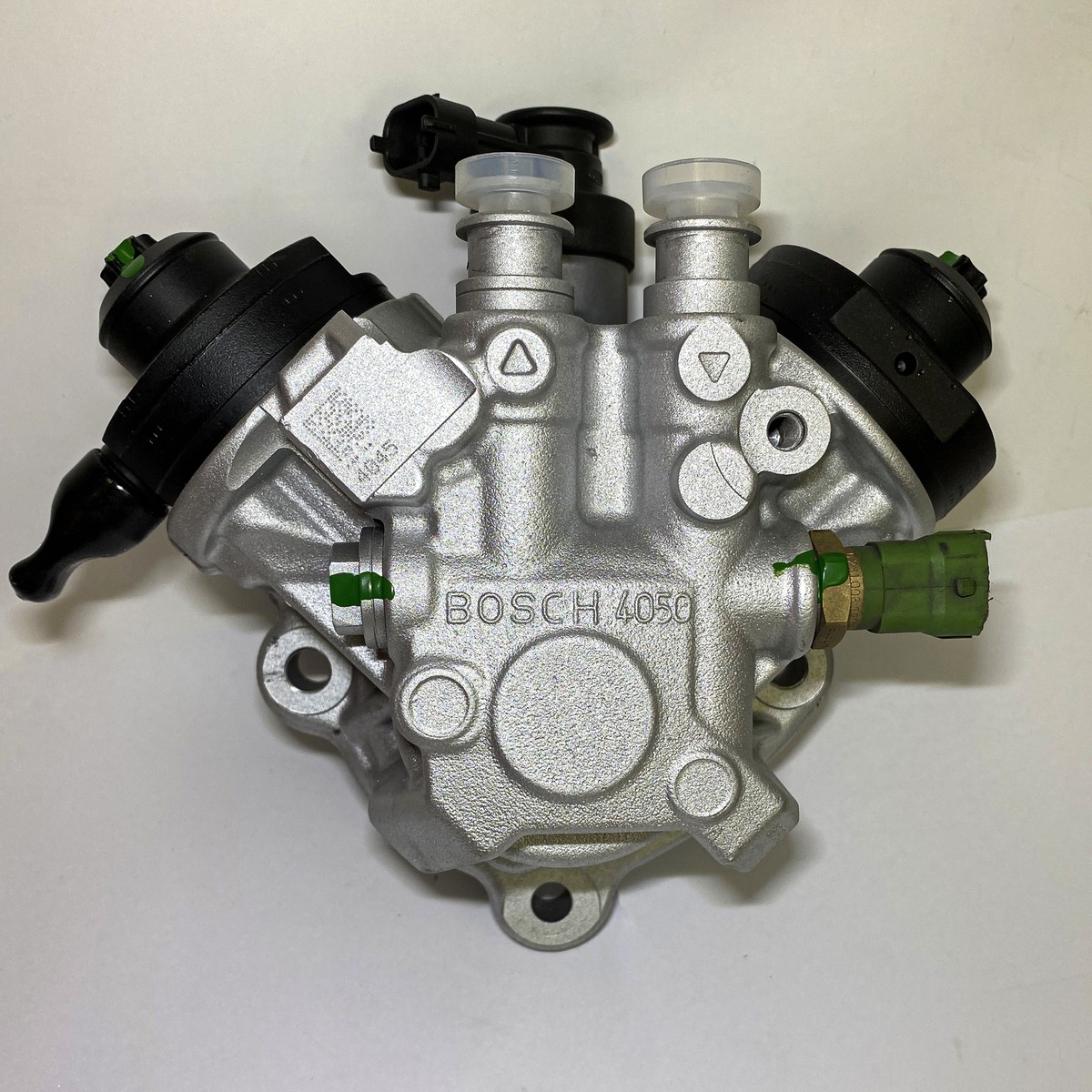 Volvo V70 C30 S80 S60 High-Pressure Bosch 0445010618 Cr
