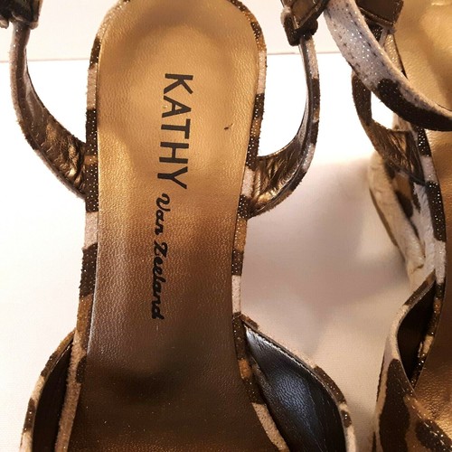 Nuovo sandalo espadrillas Kathy Van Zeeland Kelly zeppa taglia 6,5 M stampa leopardata - Foto 13 di 13