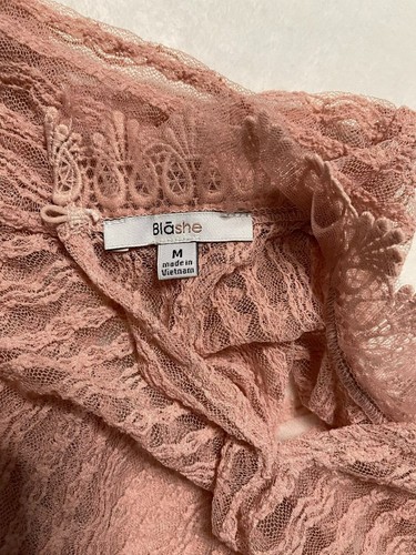Blashe Peach/Pink Sheer Lace Blouse Size Medium - Picture 9 of 10