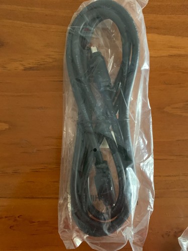 ATI ALL-IN-WONDER X800 connector cables/s videos/remote/manual (No Card) - Picture 8 of 14