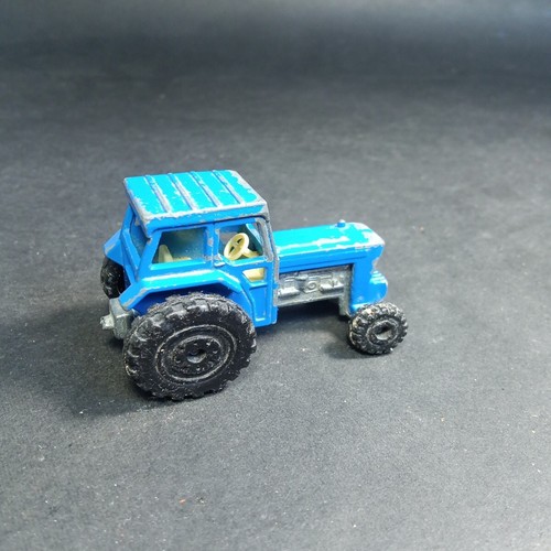 MATCHBOX Ford Tractor N46 Harvester 1/64 Blue Vintage Diecast Model Car - Imagen 3 de 4