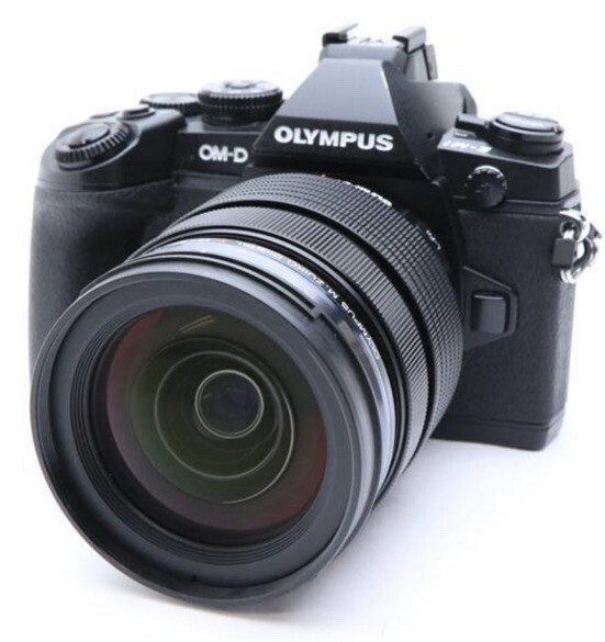 デジタルカメラ Olympus OM-D E-M1+12-40mm f/2.8 C0146 Olympus OM-D E-M1 Digital Camera W. 12-40mm F 2.8 Lens Kit *Black