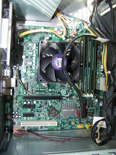 Lenovo ThinkCentre Think Center M79 SFF AMD A4-6300B 3.7GHz 24 Gb Mem 500GB HD - Bild 4 von 6