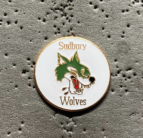 Sudbury Wolves 1981-1987 Logo OHL Hockey Pin - Foto 1 di 2