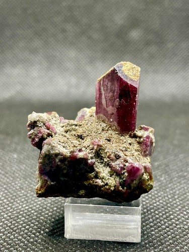 Bellissimo esemplare di cristallo di tormalina rosa grande NOTA (il cristallo è colla) - Foto 2 di 5