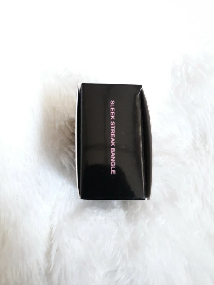 AVON MARK "Brazalete de rayas elegantes" (hematita) panel de piedra sintética (cierre de abrazadera) NUEVO Foto 4 de 4