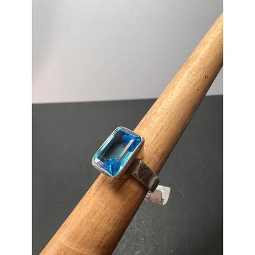 NEW Swiss blue topaz sterling silver ring size 7 / 9.43 grams - Picture 10 of 11