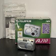 Fujifilm FinePix A Series A210 3.2MP Digital Camera Tested/Working Silver w/ Box