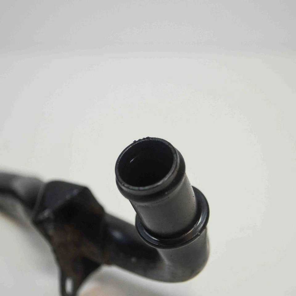 AUDI A4 8K2, B8 Schlauch Kühlung 059103493A 3.0 Diesel 176kw 2011 10572201 - Изображение 2 из 4