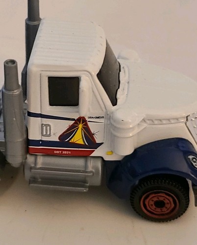Matchbox Convoys Lonestar Truck & Rocket Launcher 1:87 Scale Diecast & Plastic - Picture 14 of 14