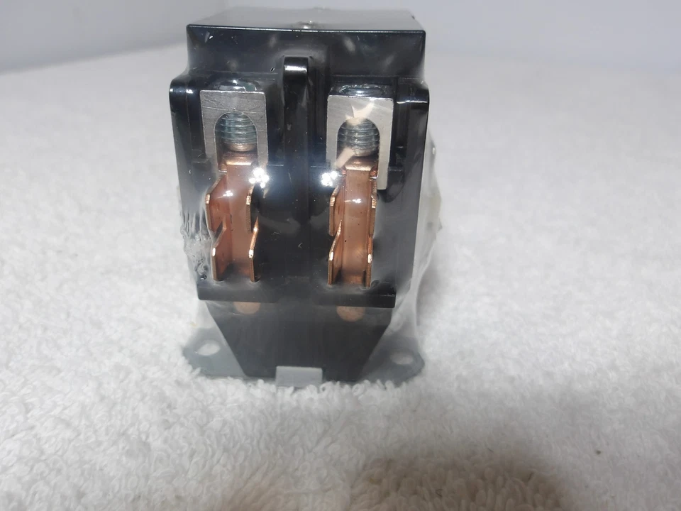 2 Pole 40 Amp 120 VAC Coil AC Motor contactor 2P 40A 120V 50/60Hz New - Image 4 of 4