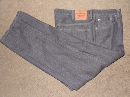LEVI LEVIS 559 VAQUEROS RECTOS RELAJADOS PARA HOMBRE GRIS DENIM TALLA 48 X 30/32 LENGÜETA ROJA - Imagen 2 de 6