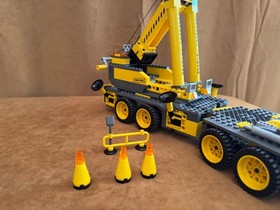 7249 LEGO Complete City Xxl Mobile Crane yellow construction site