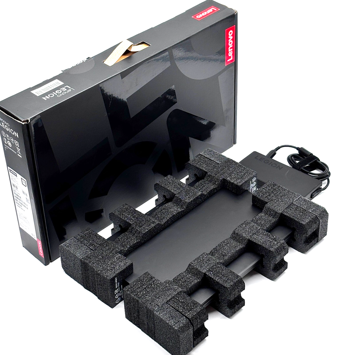 OPEN BOX Lenovo Legion 7i Pro Gen 9 | i9-14900HX | RTX 4090 | 64GB