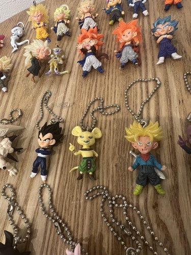 Lote de 45 figuras llavero Dragon Ball Gachapon serie mixta bolsa cadena falta Pa - Imagen 9 de 15