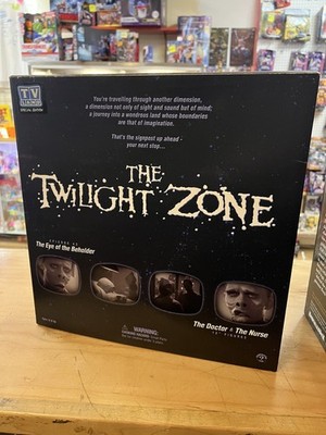 THE TWILIGHT ZONE ''EYE OF THE BEHOLDER'' SIDESHOW TOYS 12'' FIGURES - COMPLETE