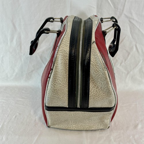 Vintage Red White Vinyl Bowling Ball Bag Tote Zipper Handles Single Ball Retro - Picture 6 of 17